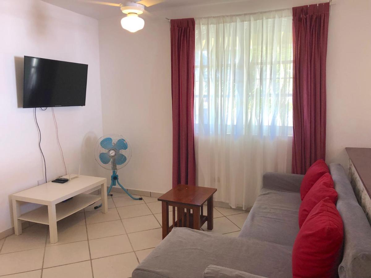 Blue Ocean Deluxe Studios - Wifi, Pool, Bbq, Restaurants, Beach Club & Spa Punta Cana Exterior photo